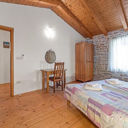 Villa Laura - Orihi Барбан Экстерьер фото